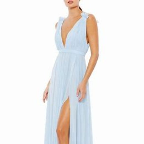 NWT | IEENA FOR MAC DUGGAL Plunge Neck Chiffon Grecian Gown Powder Blue Size 0 - Picture 1 of 1